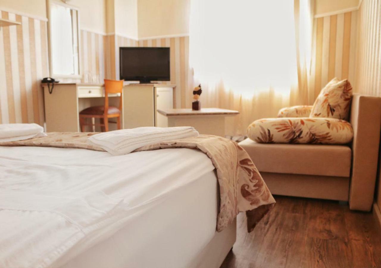 Green Hotel Alexander Palace Sofia Extérieur photo